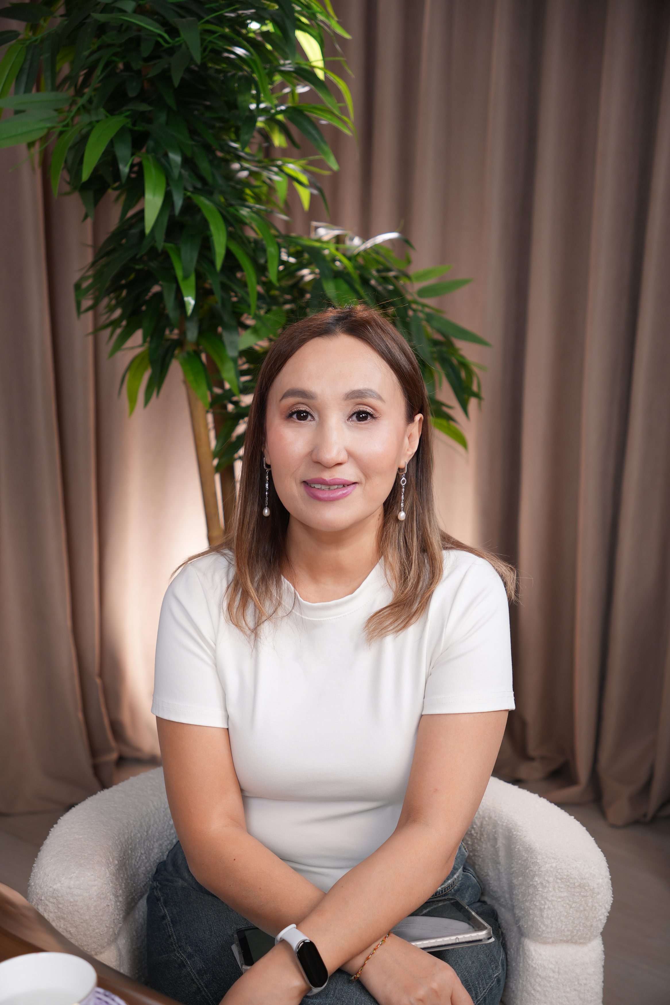 Гульнара Бисари