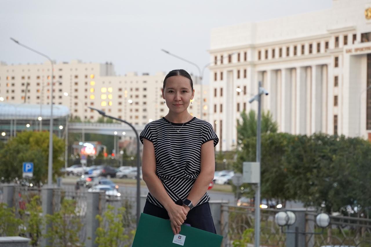 Акмарал Сакурова