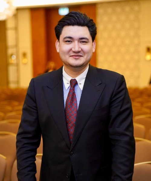 Алишер Дунгенин